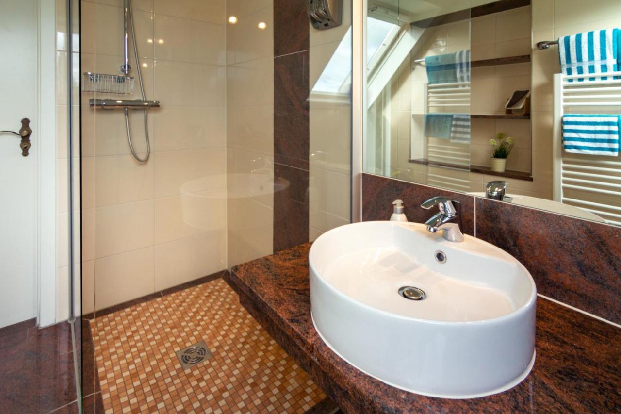 Hotel Am Elisabethufer Єфер Екстер'єр фото