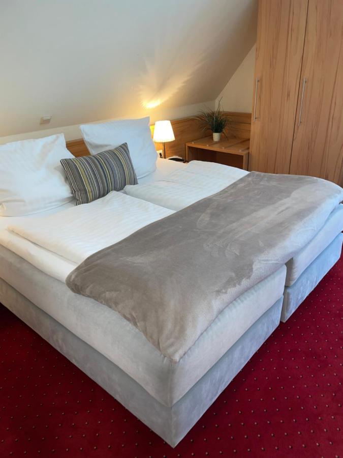 Hotel Am Elisabethufer Єфер Екстер'єр фото