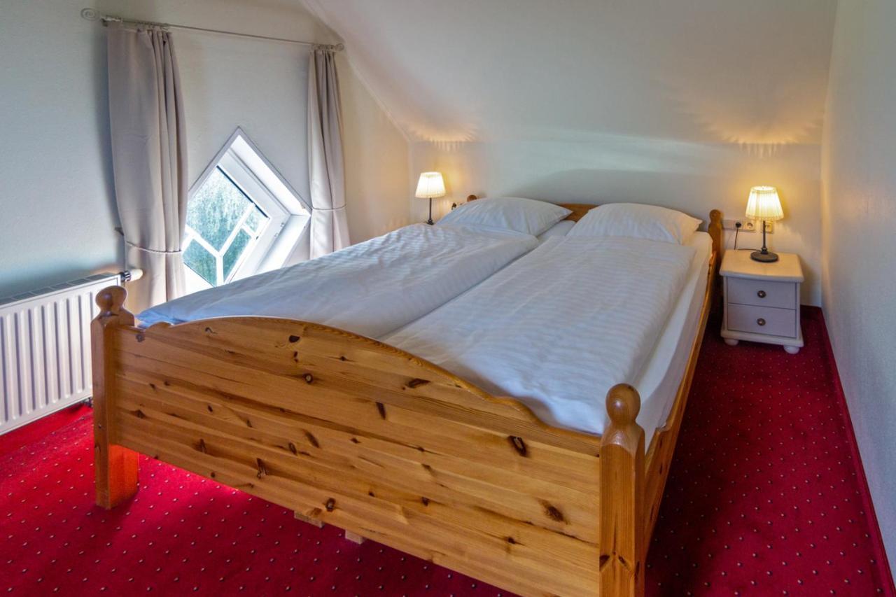 Hotel Am Elisabethufer Єфер Екстер'єр фото