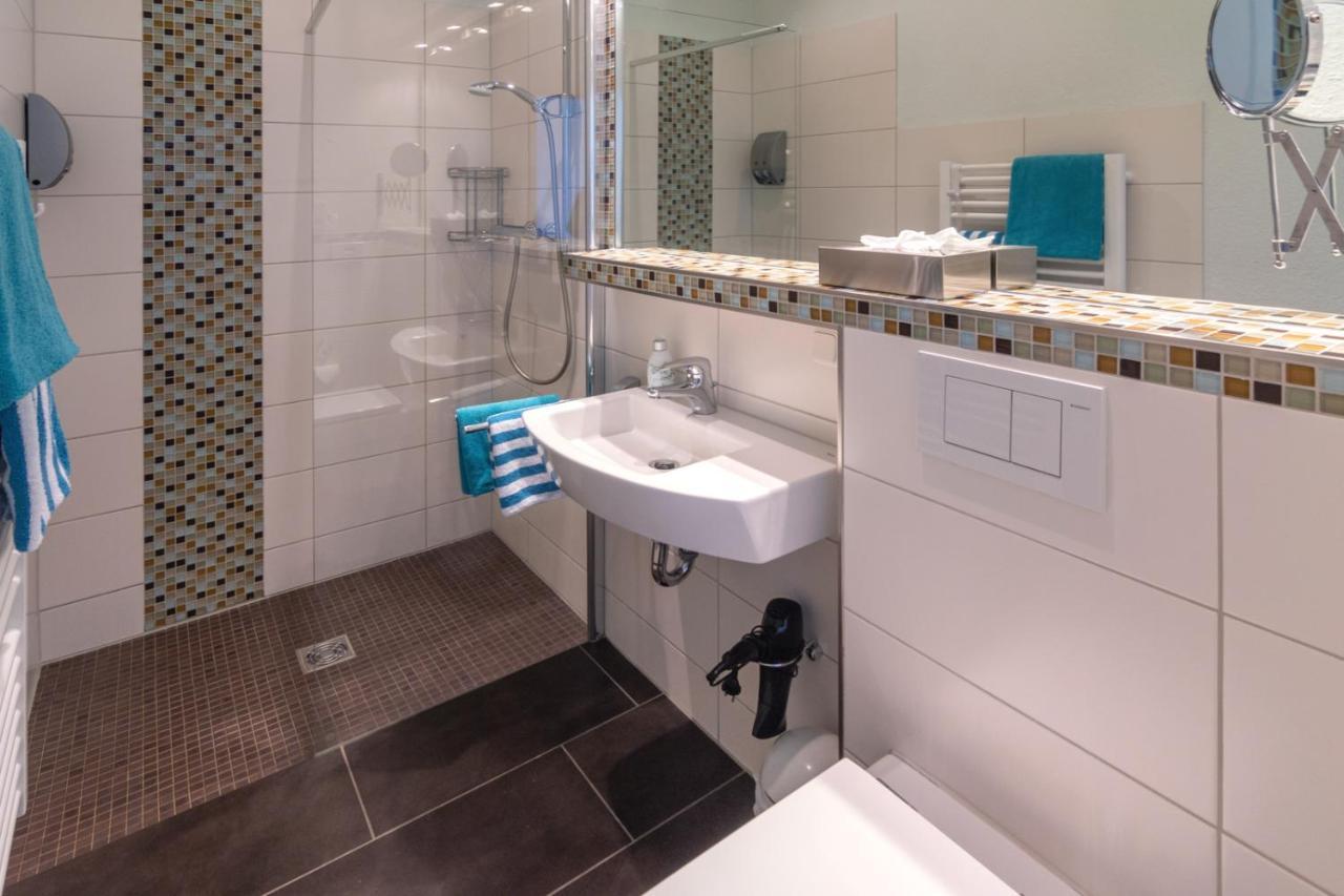 Hotel Am Elisabethufer Єфер Екстер'єр фото