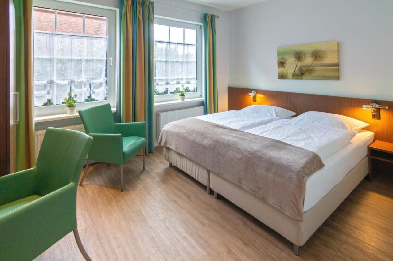Hotel Am Elisabethufer Єфер Екстер'єр фото