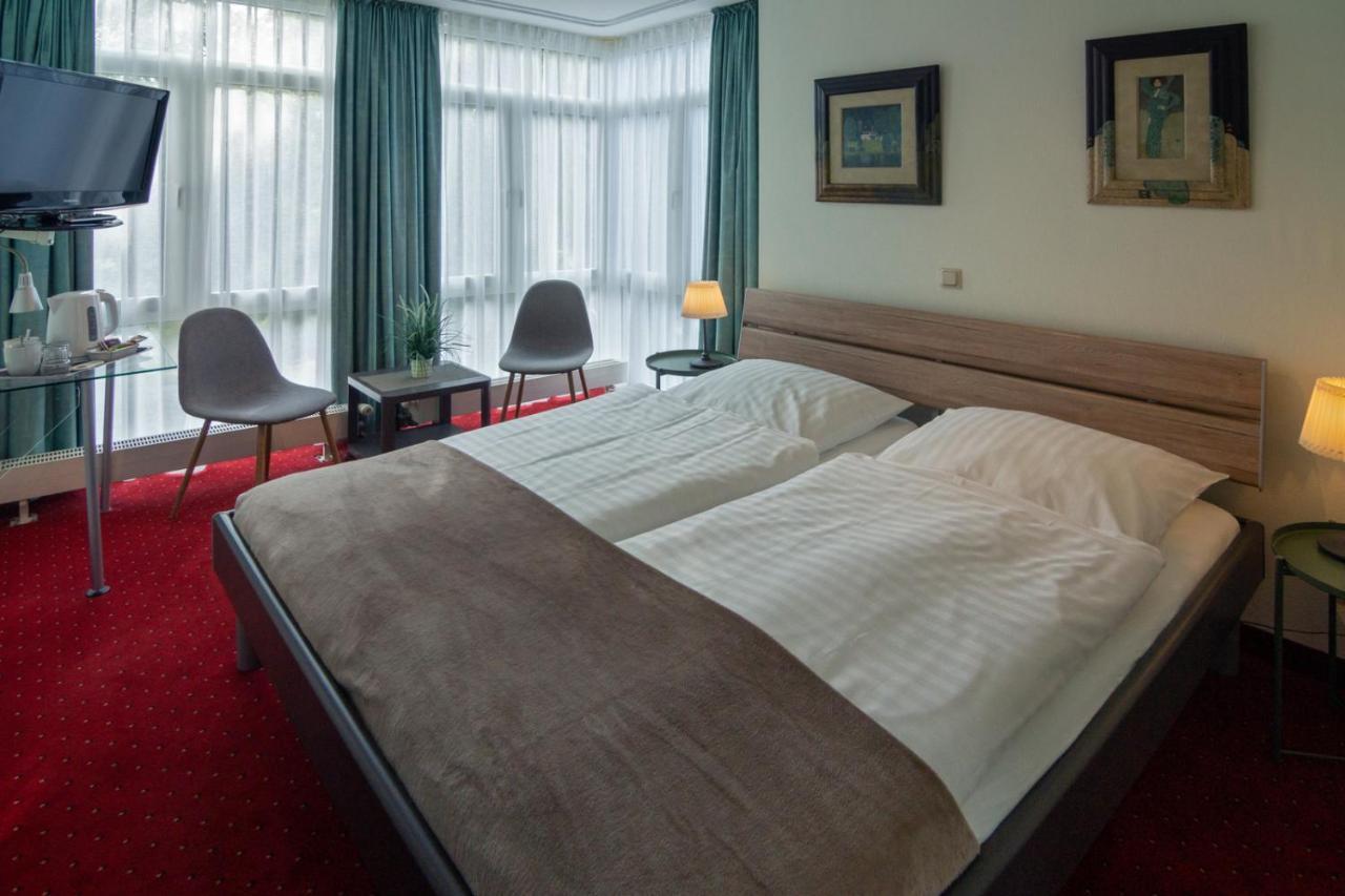 Hotel Am Elisabethufer Єфер Екстер'єр фото